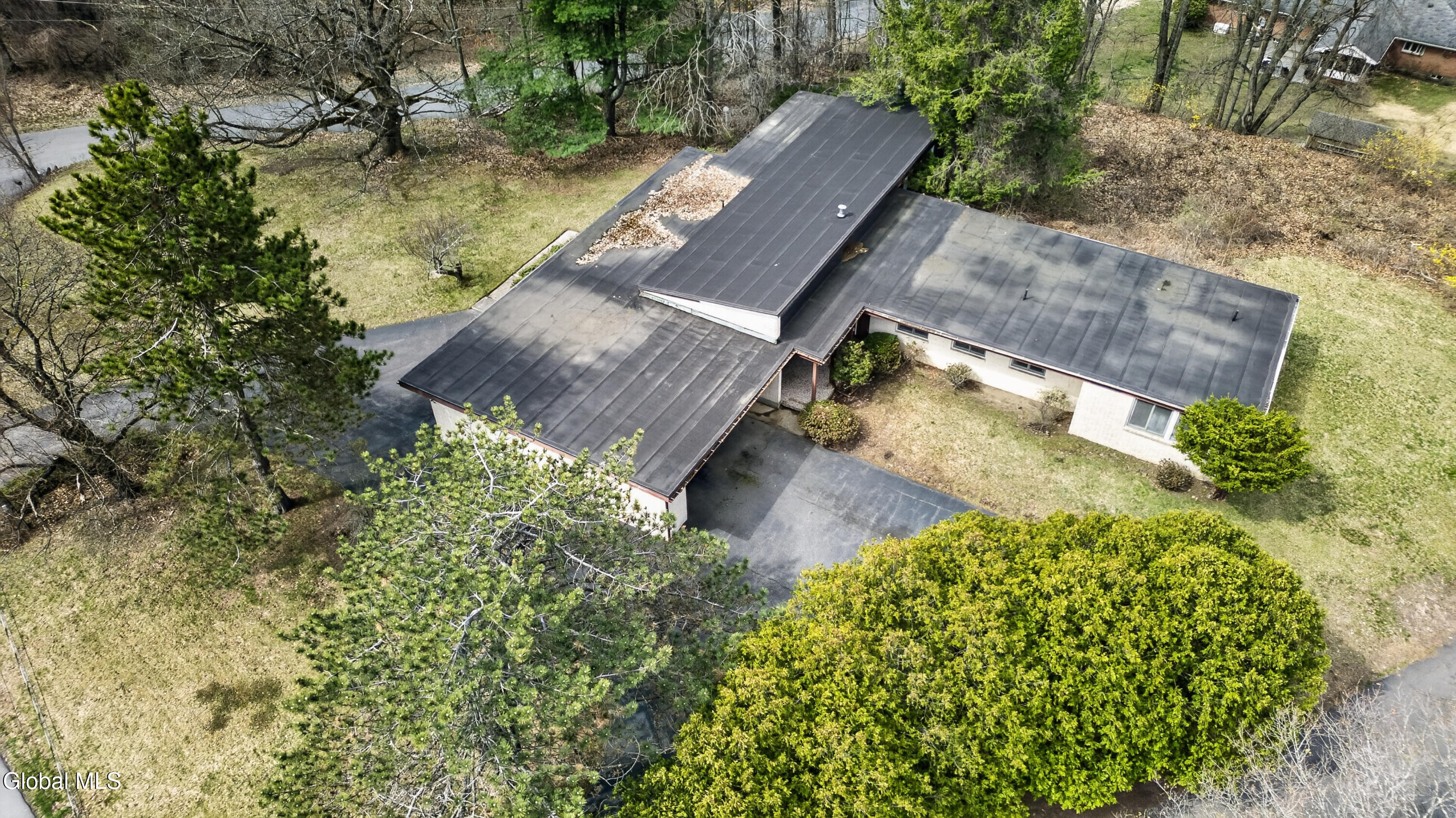 20 Alsid Court Troy NY 12180
