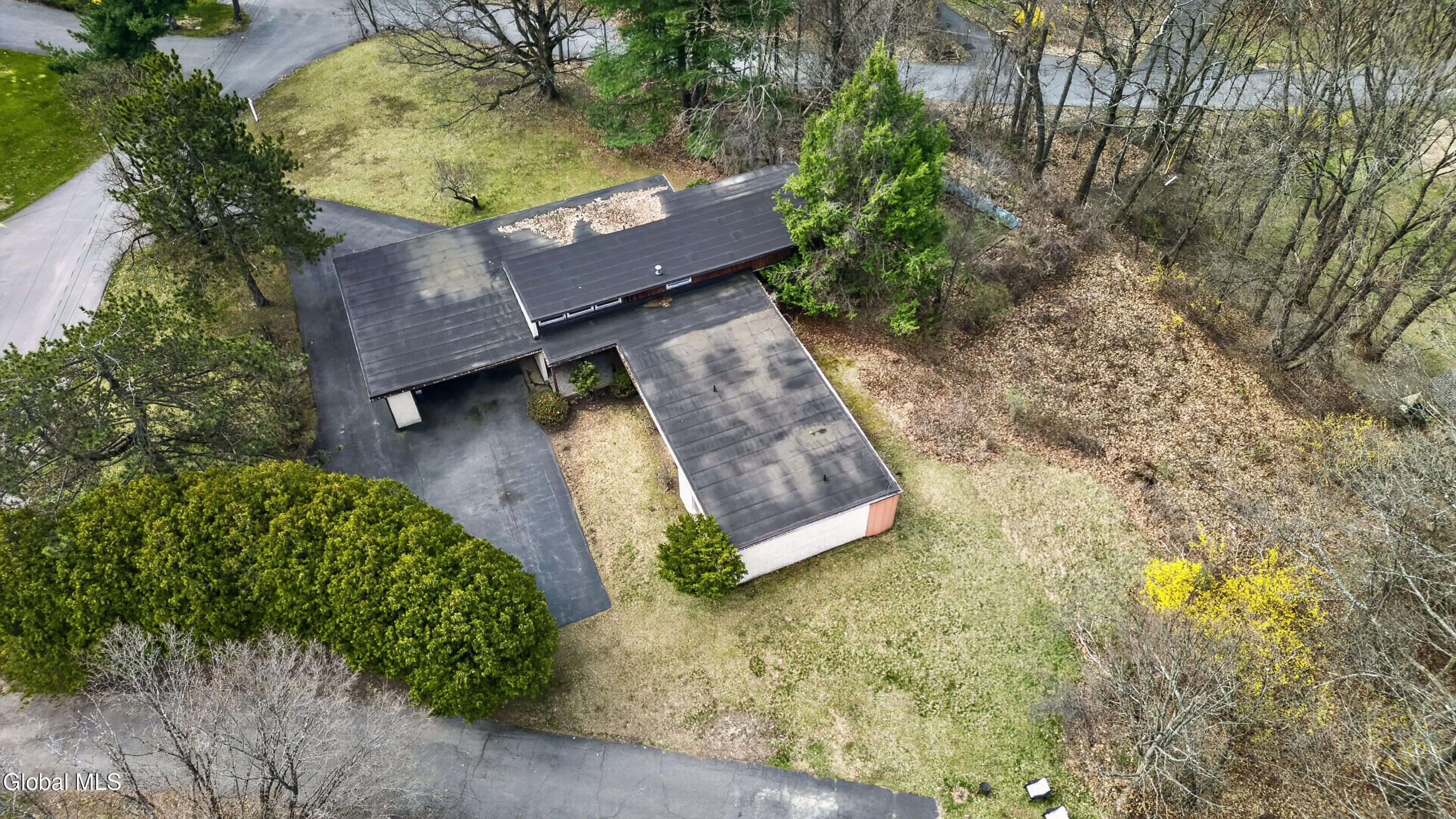 20 Alsid Court Troy NY 12180