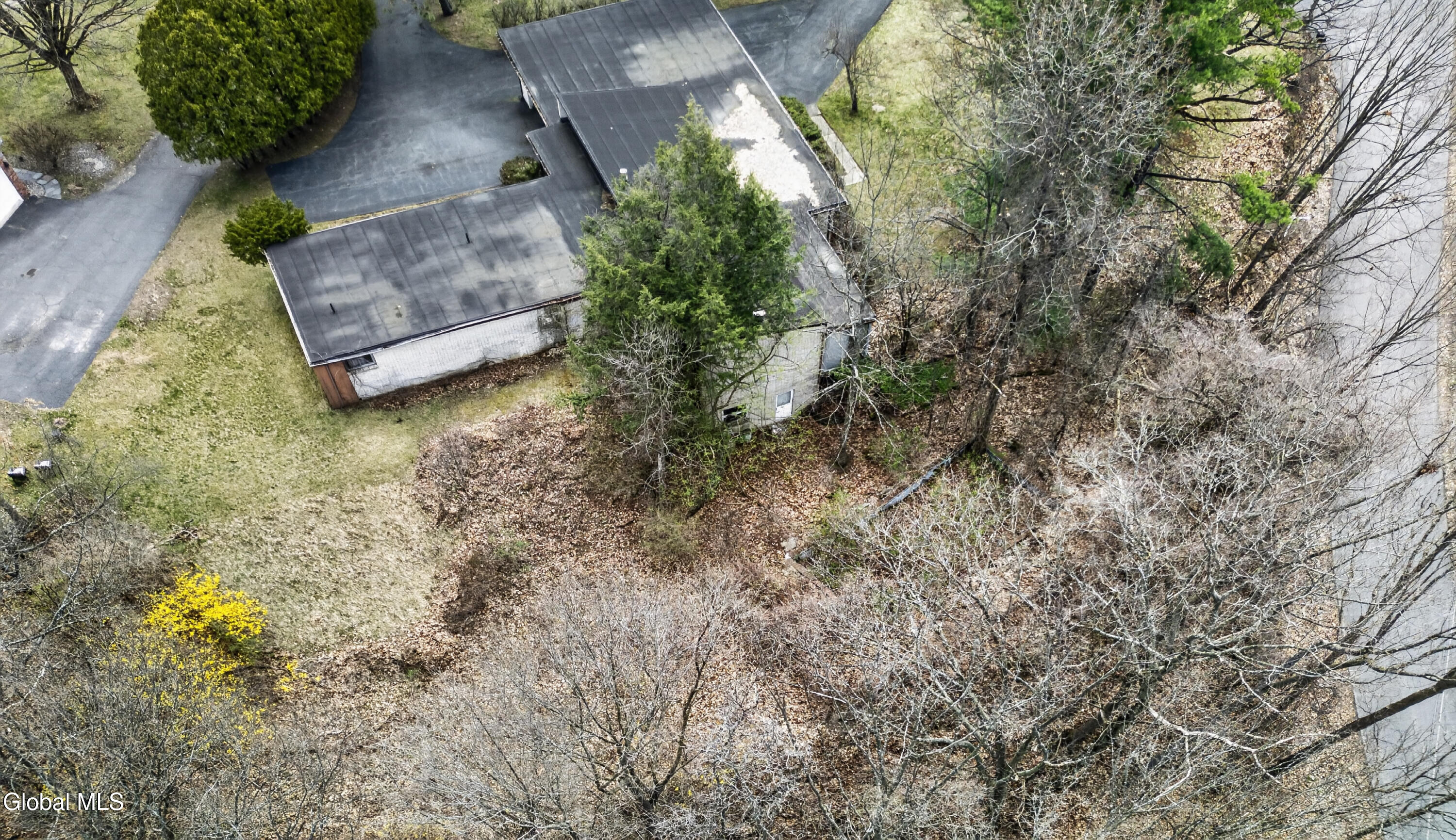 20 Alsid Court Troy NY 12180