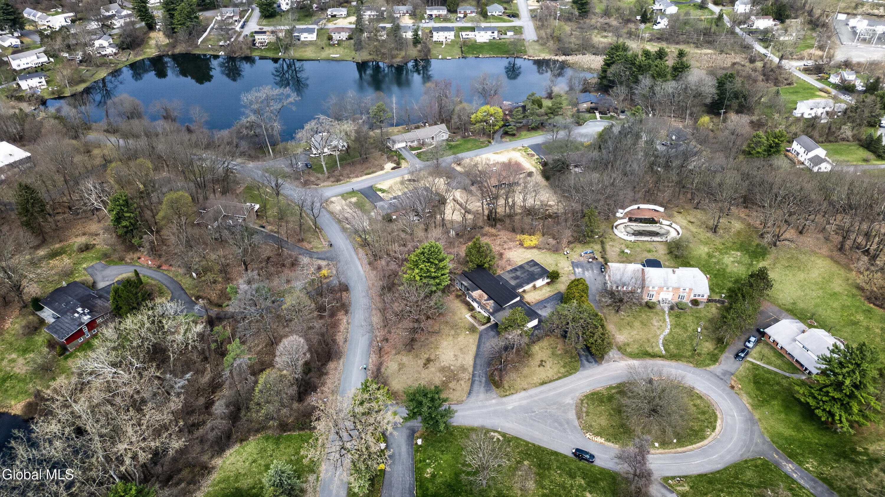 20 Alsid Court Troy NY 12180