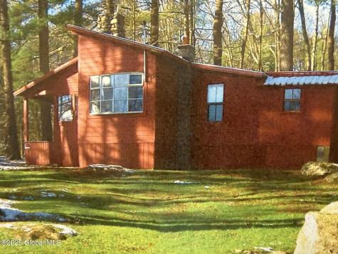 21 Bullis Drive Averill Park NY 12018