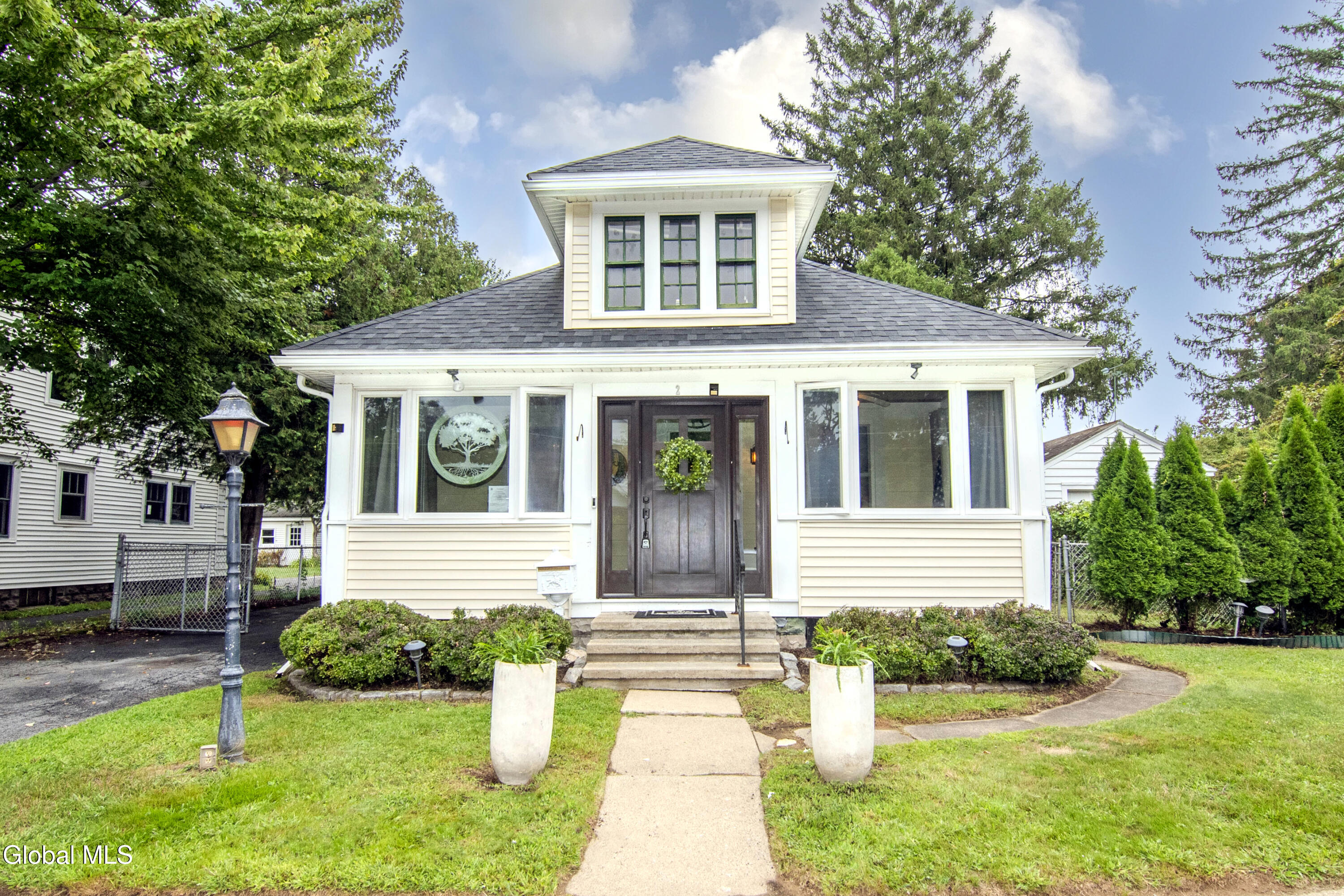 2 Ritchie Place Saratoga Springs NY 12866