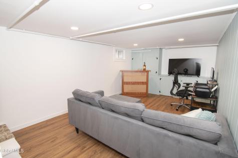 2 Ritchie Place Saratoga Springs NY 12866
