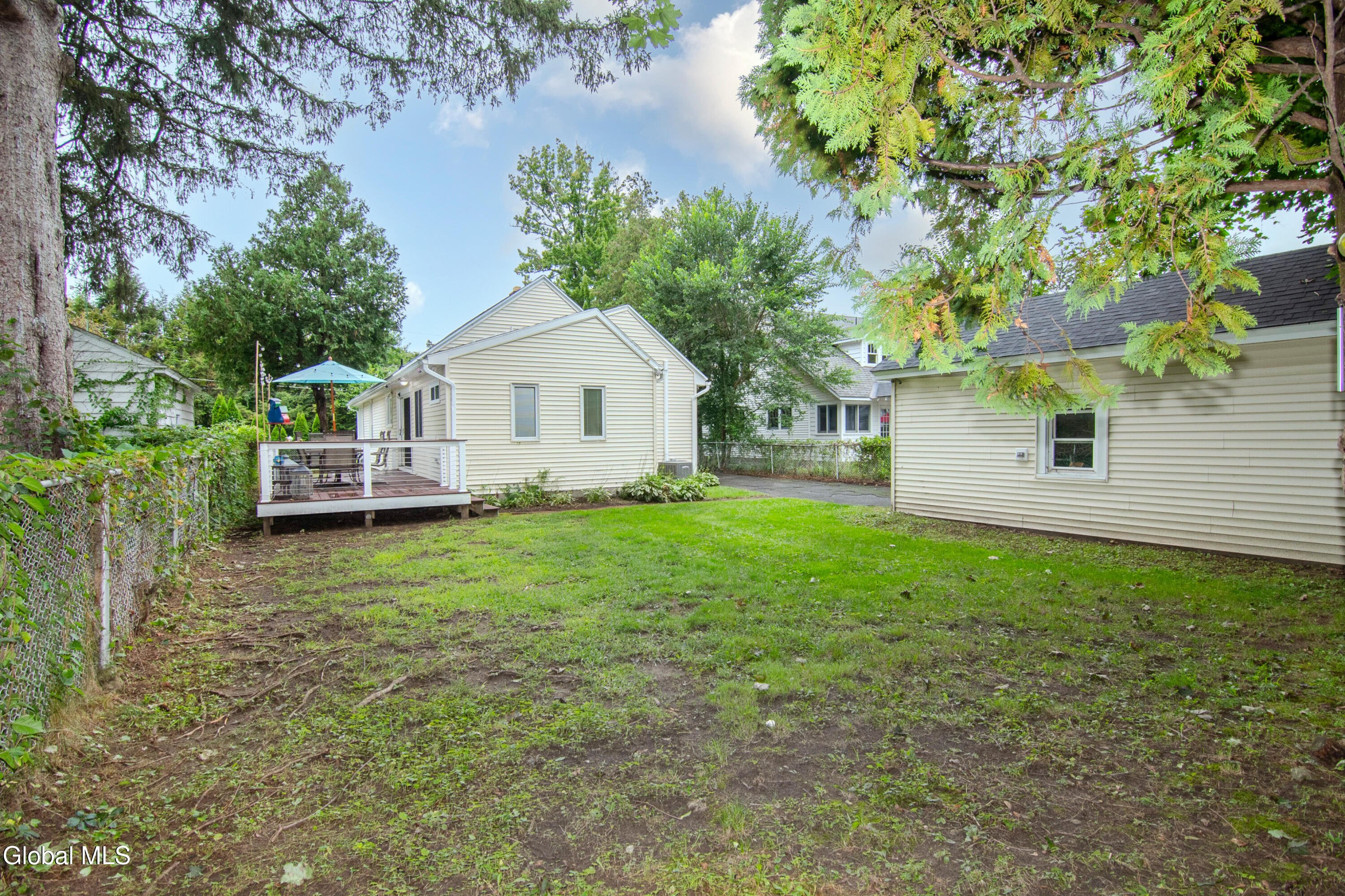 2 Ritchie Place Saratoga Springs NY 12866