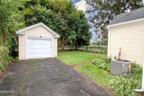 2 Ritchie Place Saratoga Springs NY 12866