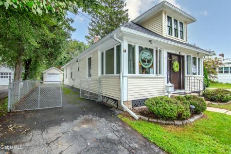 2 Ritchie Place Saratoga Springs NY 12866