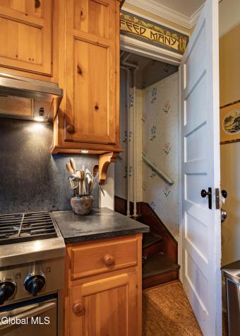 6 Manning Boulevard Albany NY 12203