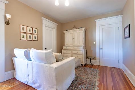 6 Manning Boulevard Albany NY 12203