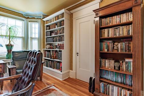 6 Manning Boulevard Albany NY 12203