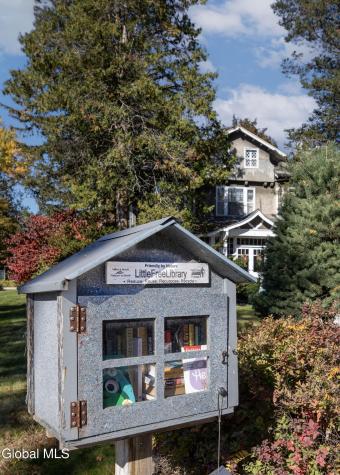 6 Manning Boulevard Albany NY 12203