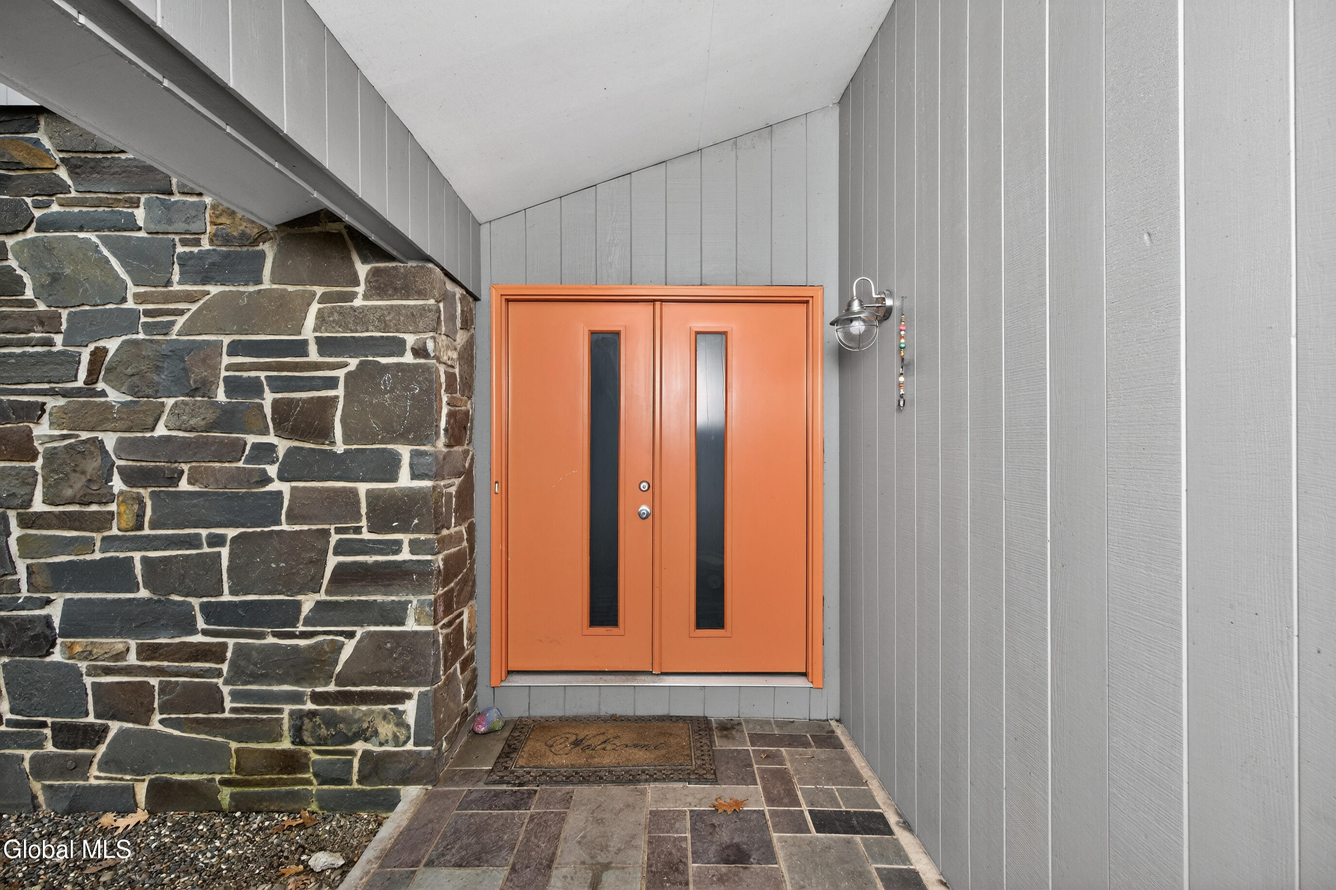 31 Riding Club Road Troy NY 12180