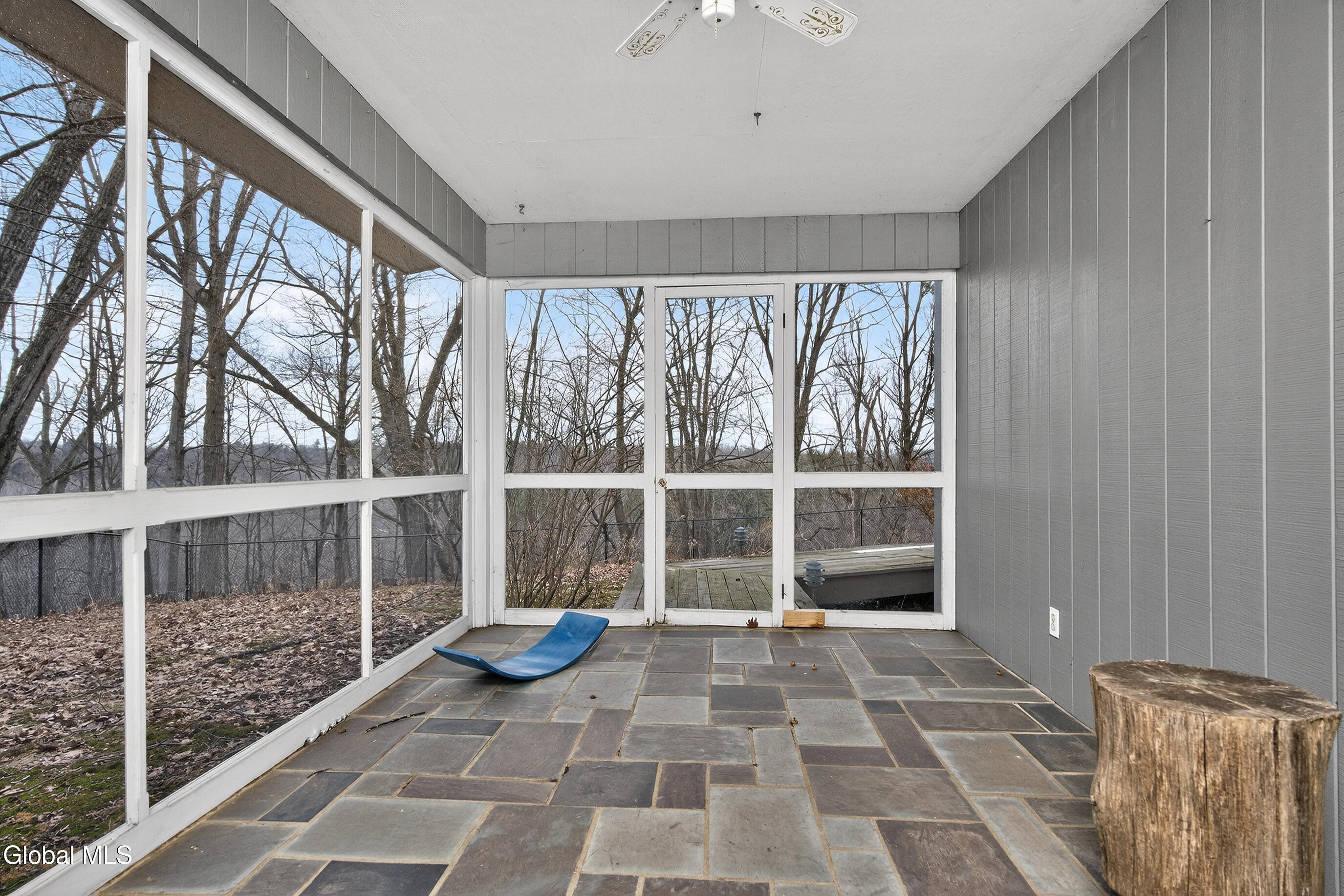 31 Riding Club Road Troy NY 12180