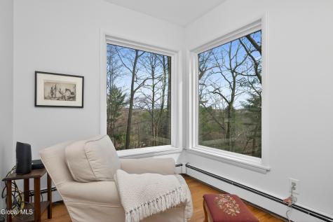 31 Riding Club Road Troy NY 12180
