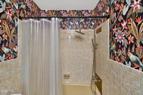 31 Riding Club Road Troy NY 12180