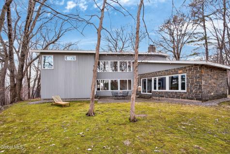 31 Riding Club Road Troy NY 12180