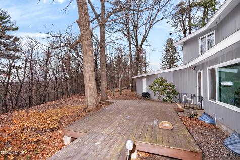 31 Riding Club Road Troy NY 12180
