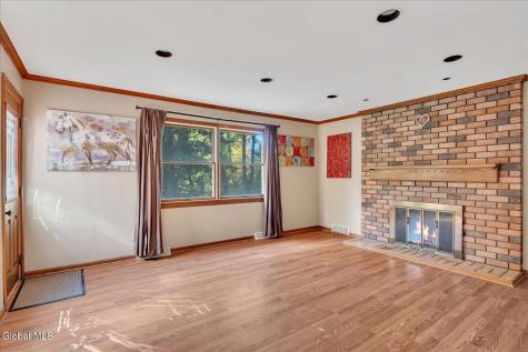 5 Brightonwood Road Glenmont NY 12077