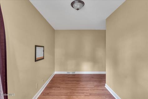 5 Brightonwood Road Glenmont NY 12077