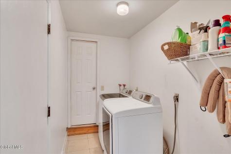 5 Brightonwood Road Glenmont NY 12077