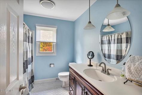 5 Brightonwood Road Glenmont NY 12077
