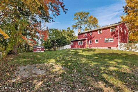5 Brightonwood Road Glenmont NY 12077