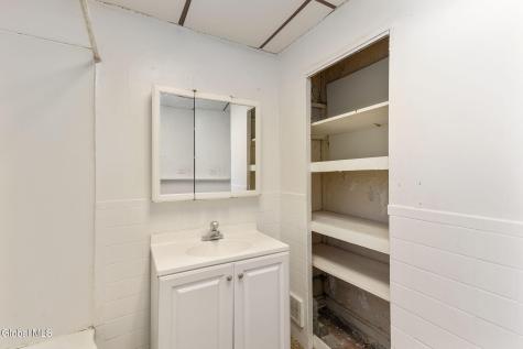 52 Ida Street Troy NY 12180