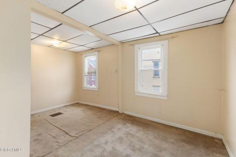 52 Ida Street Troy NY 12180