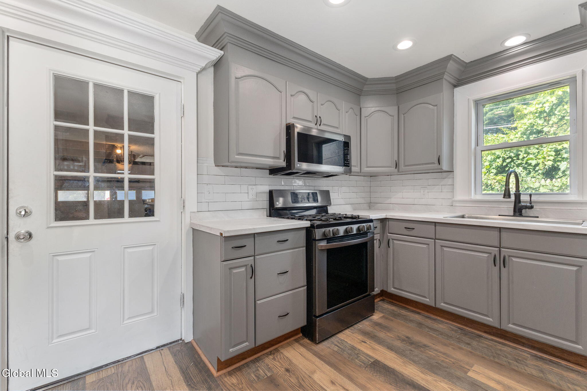 16 Gladwish Avenue Albany NY 12203