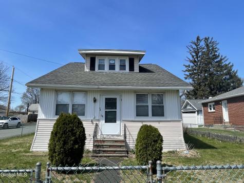 13 Washington Avenue Colonie NY 12205
