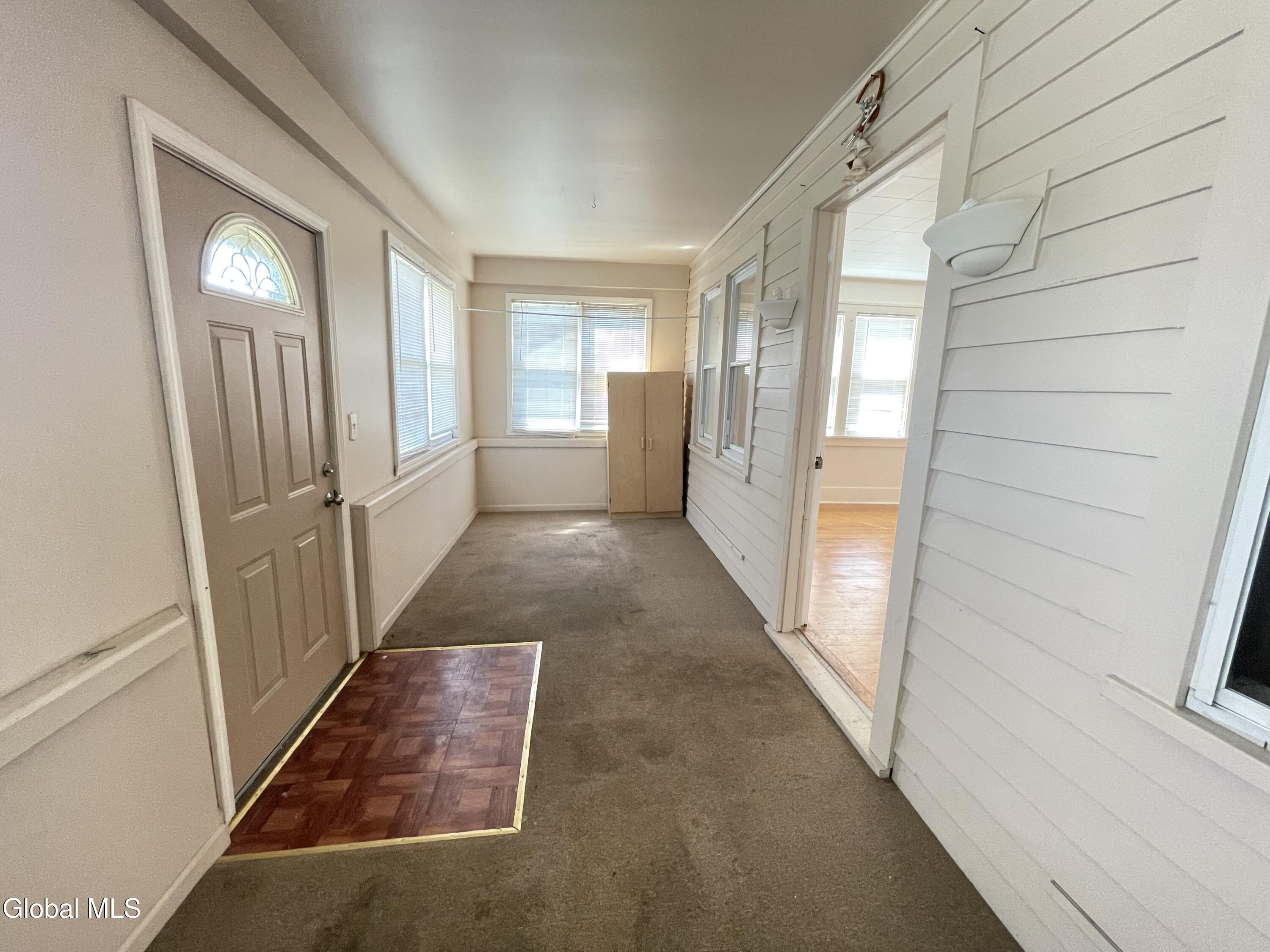13 Washington Avenue Colonie NY 12205