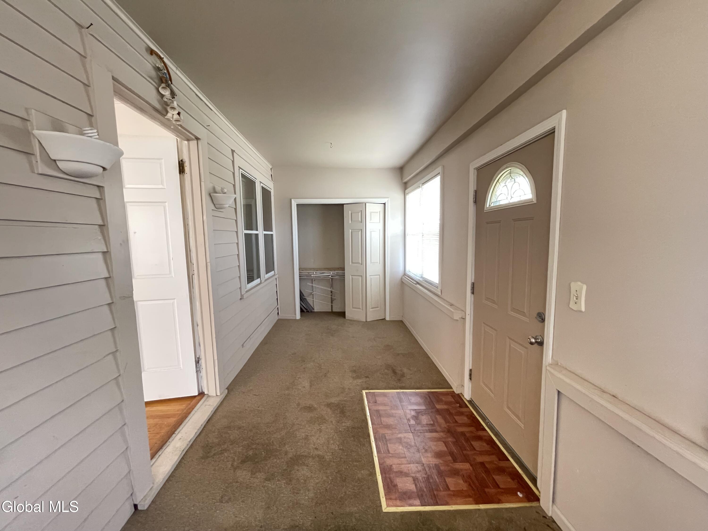 13 Washington Avenue Colonie NY 12205