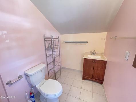 13 Washington Avenue Colonie NY 12205