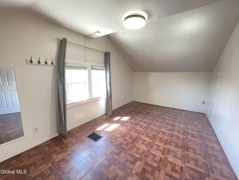 13 Washington Avenue Colonie NY 12205