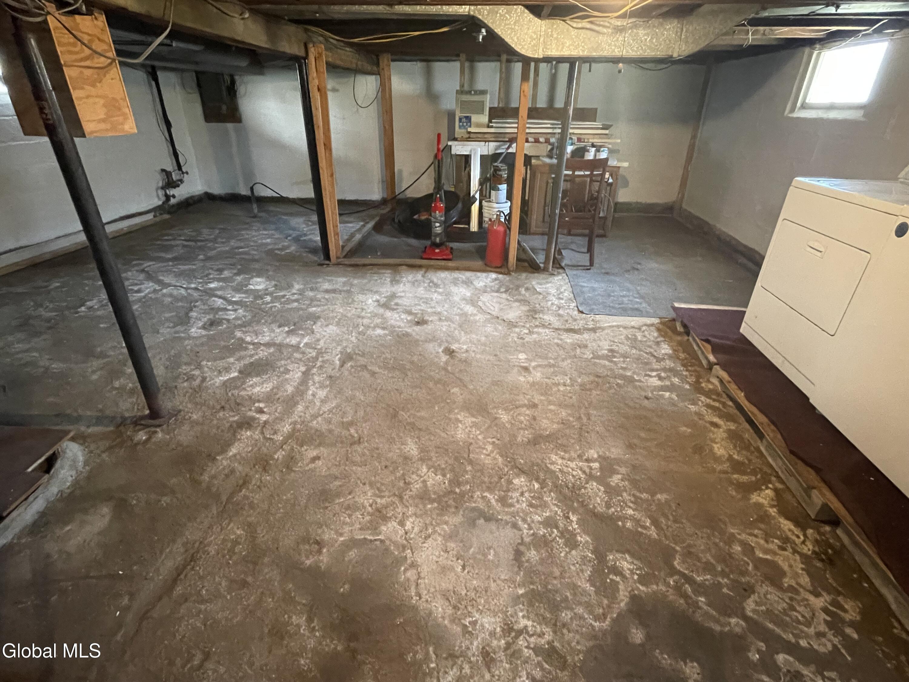 13 Washington Avenue Colonie NY 12205