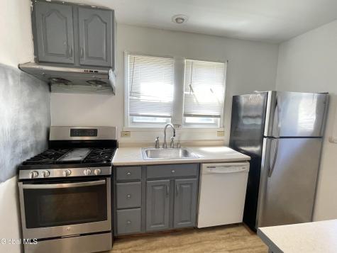 13 Washington Avenue Colonie NY 12205