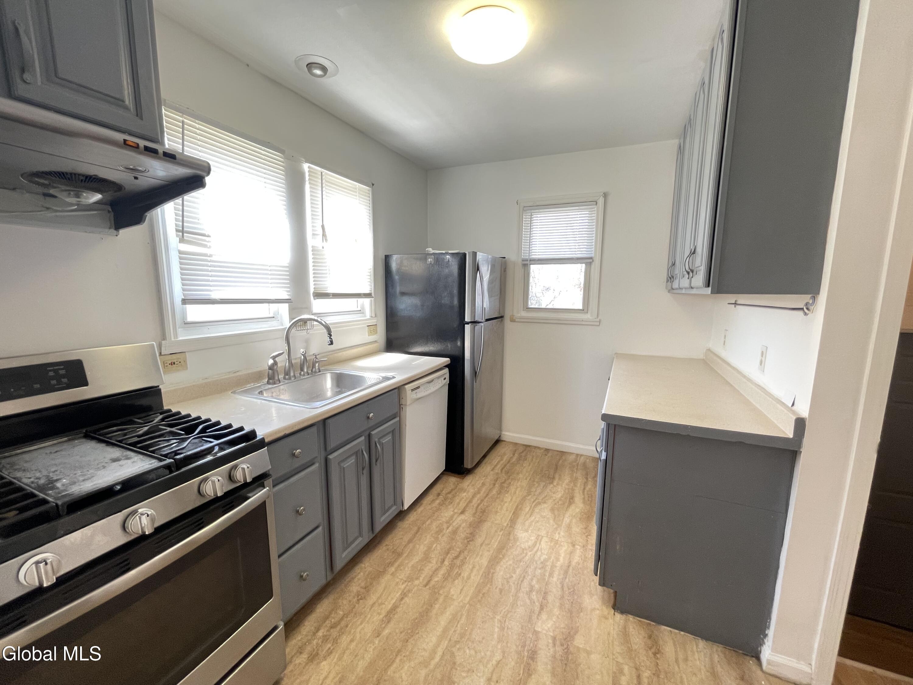 13 Washington Avenue Colonie NY 12205