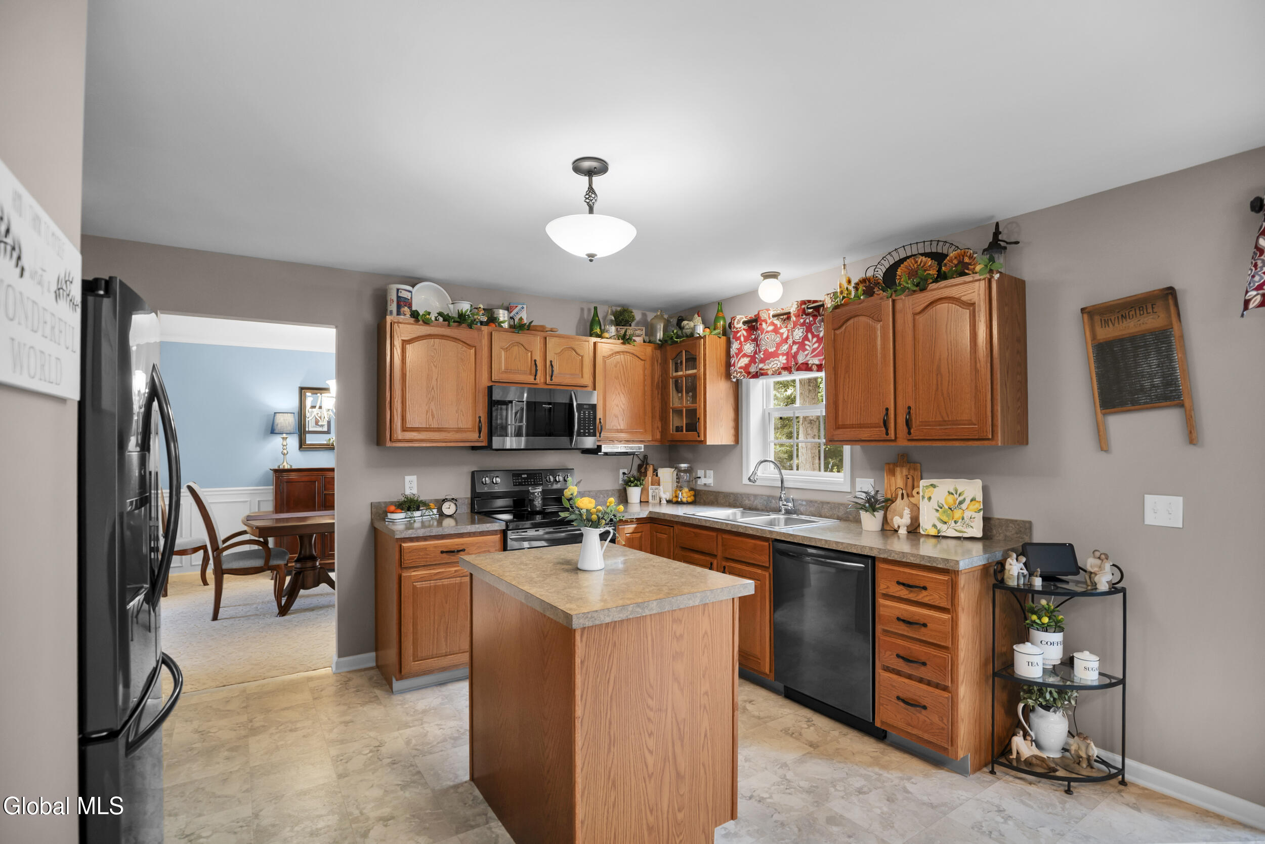 16 Tamara Court East Greenbush NY 12061