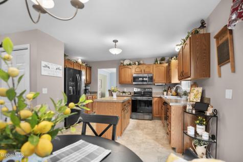 16 Tamara Court East Greenbush NY 12061