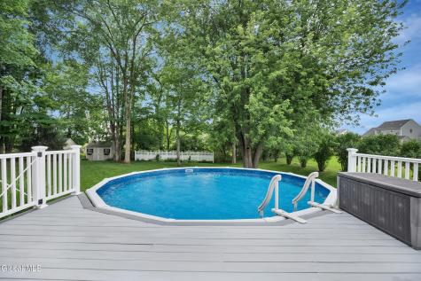 16 Tamara Court East Greenbush NY 12061