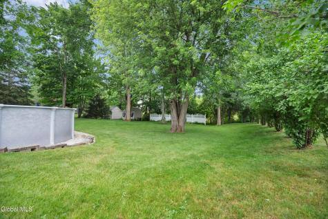 16 Tamara Court East Greenbush NY 12061