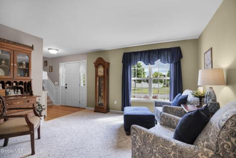 16 Tamara Court East Greenbush NY 12061