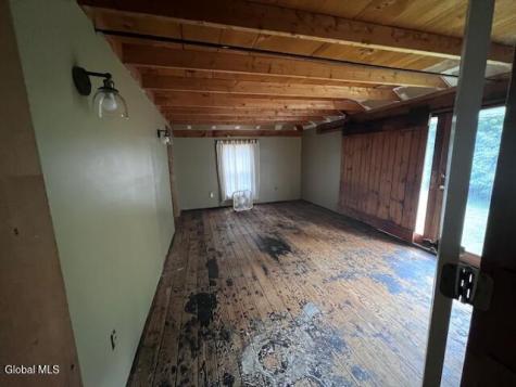 2392 State Route 67 Johnsonville NY 12094