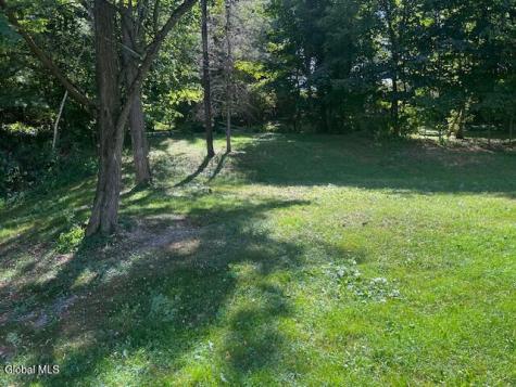 2392 State Route 67 Johnsonville NY 12094