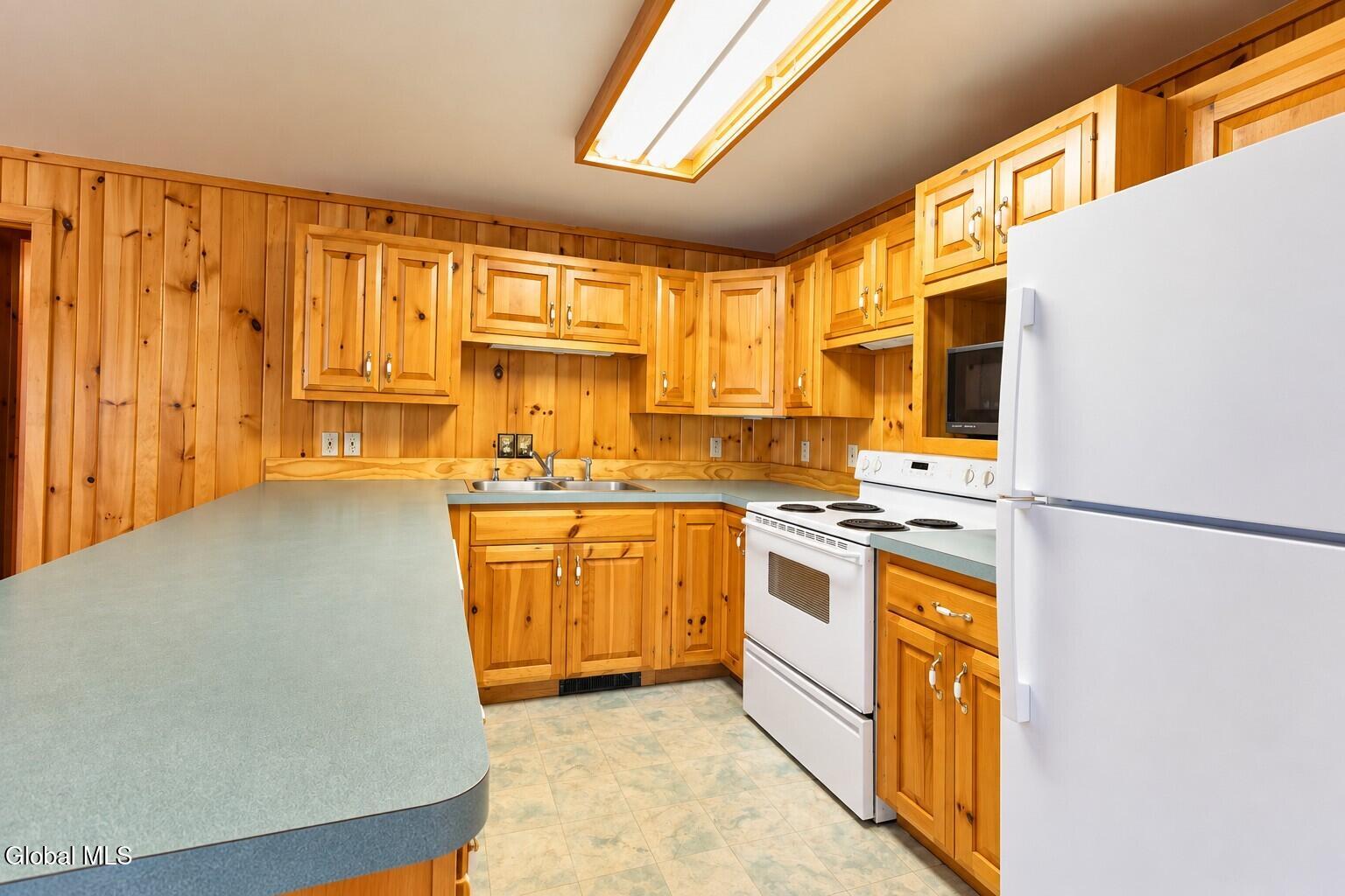 5 Cedar Point Road Brant Lake NY 12815