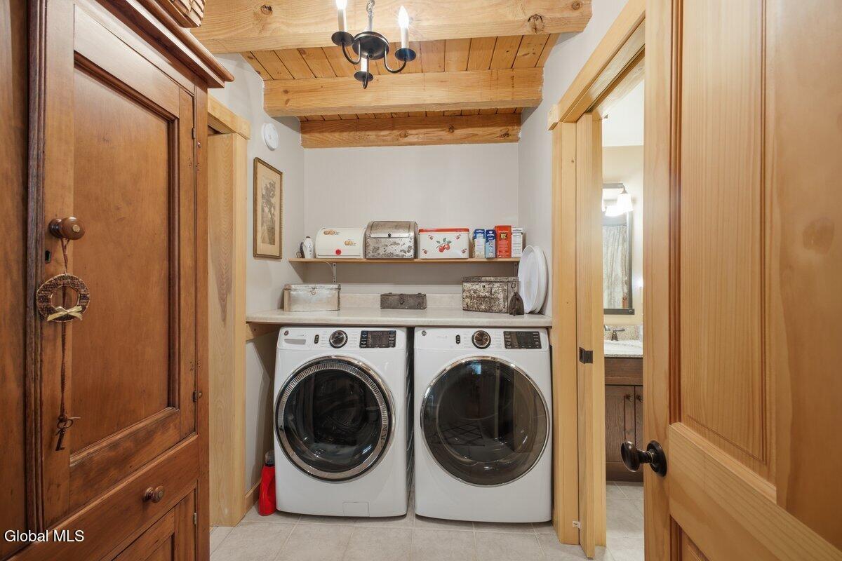 212 Backus Lane Putnam Station NY 12861