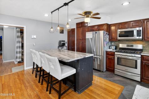 17 Hudson Street Waterford NY 12188