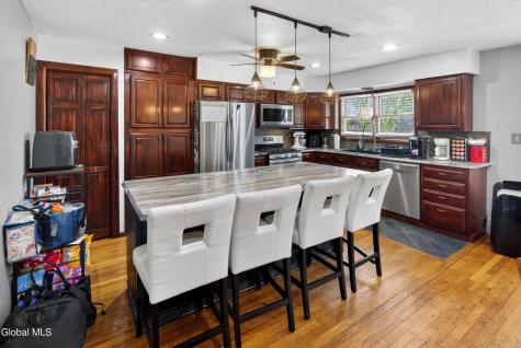 17 Hudson Street Waterford NY 12188