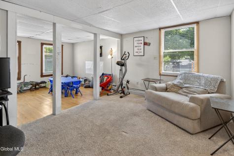17 Hudson Street Waterford NY 12188