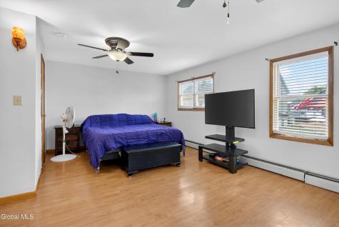 17 Hudson Street Waterford NY 12188