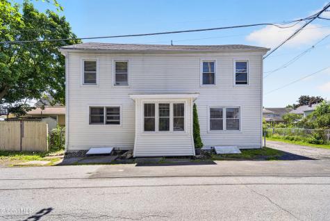 17 Hudson Street Waterford NY 12188